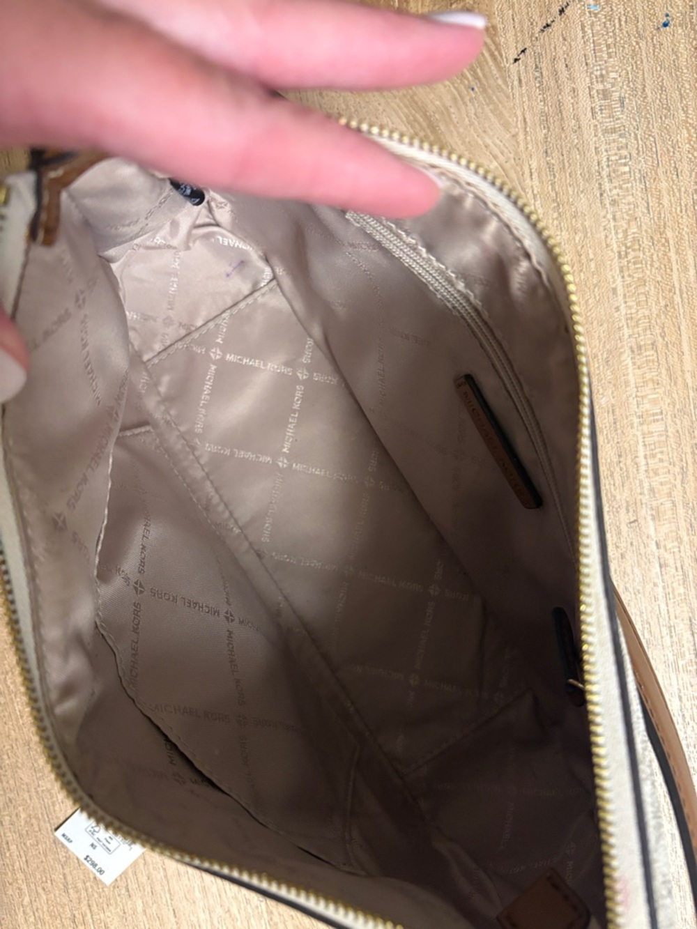Michael Kors Cream and Brown Signature Shoulder Bag - Picture 4 of 13